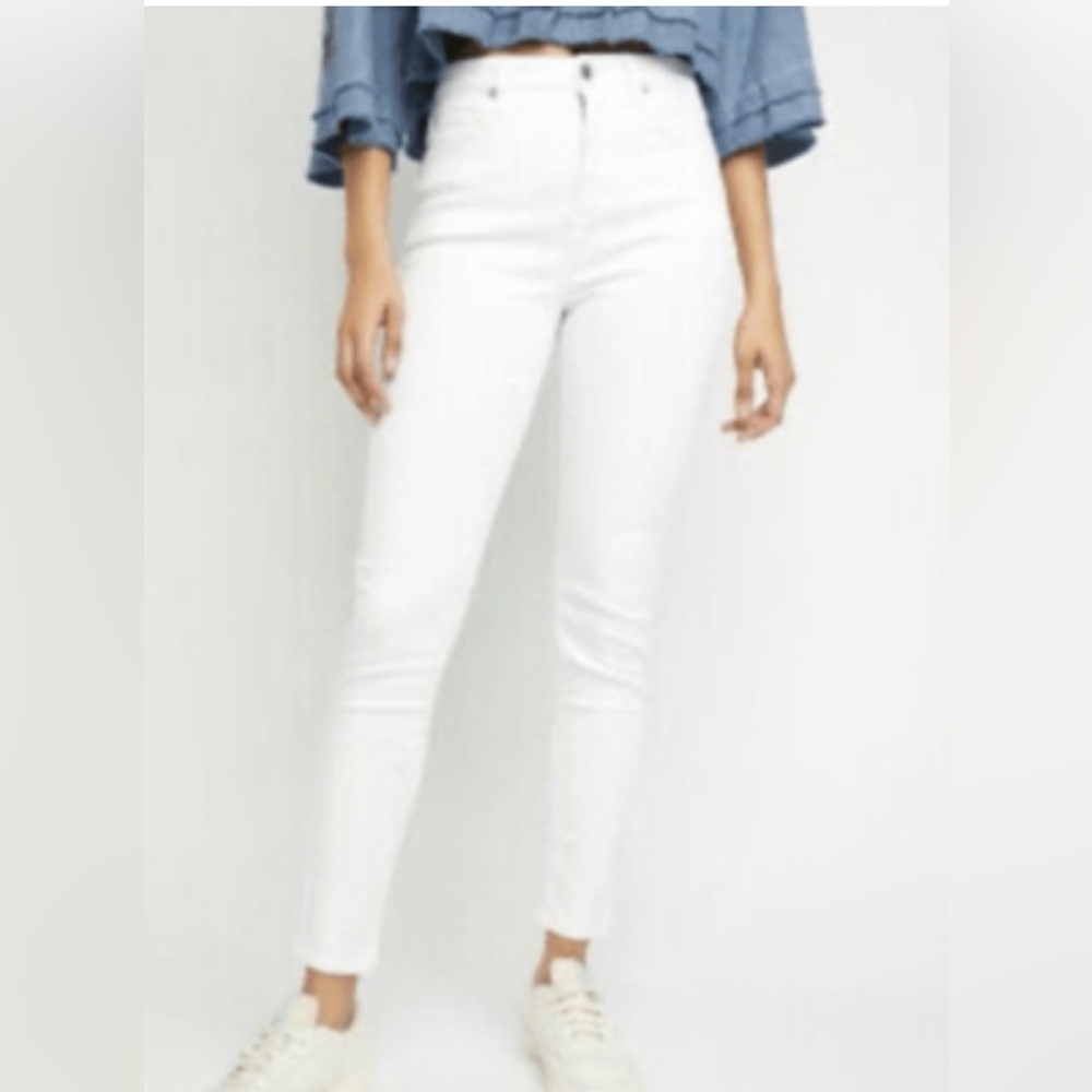 NWT!! Free People We The Free High Rise Jeans Size 25 Raw Hem